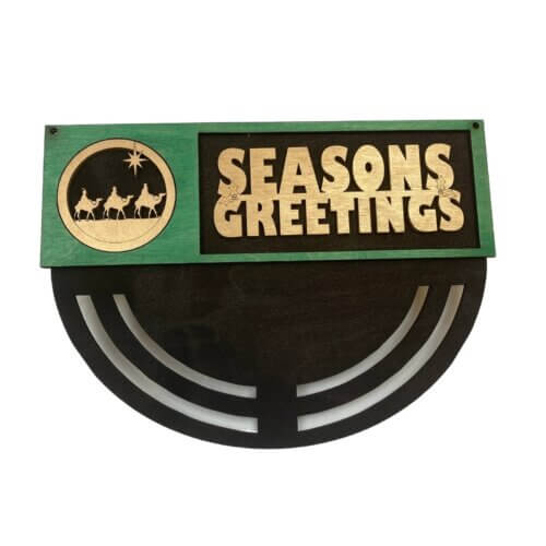 3 Wise Men Seasons Greetings Wreath Rails